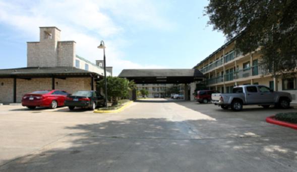 Amerihome Inn & Suites Houston Airport North Экстерьер фото